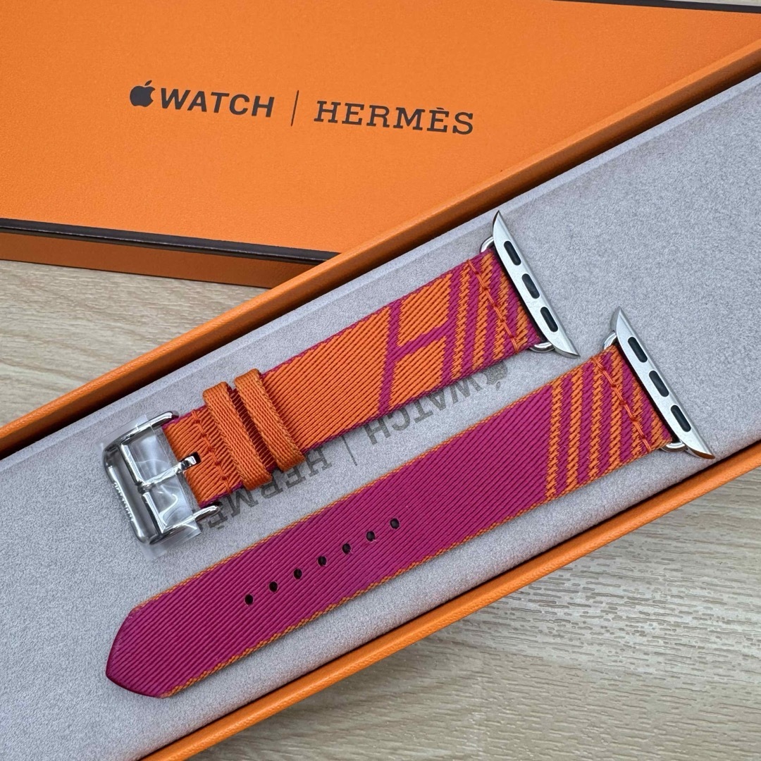 ー品販売  2135 Apple Watch エルメス ジャンピング ローズ HERMES 時計