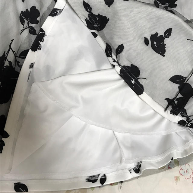 fifth(フィフス)の♡fifth♡花柄チュール付きミディスカート レディースのスカート(その他)の商品写真
