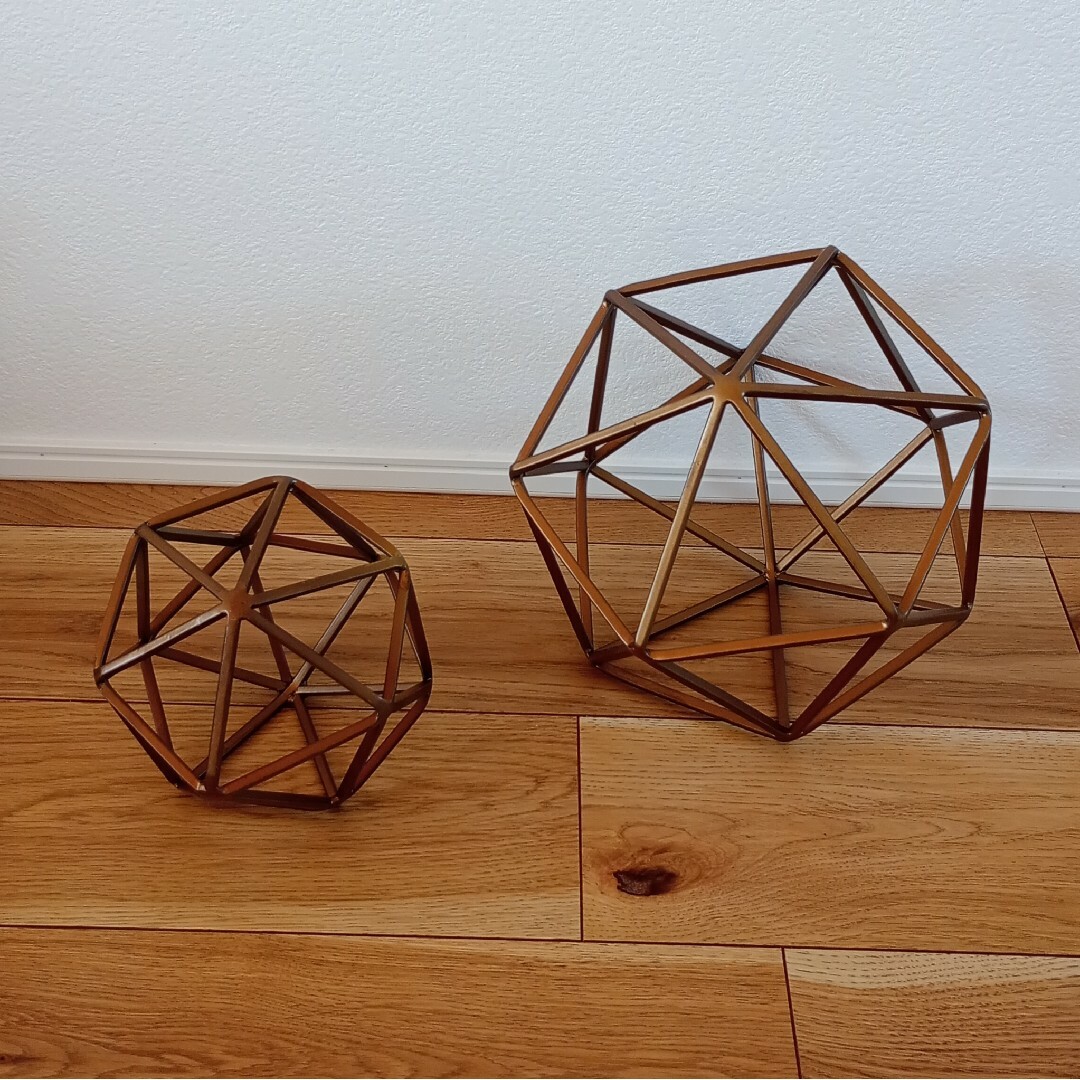 West Elm ウエストエルム Symmetrical 真鍮 オブジェ 2個 West Elm ウエストエルム Symmetrical 真鍮 オブジェ 2個