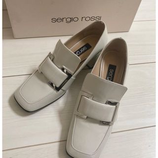 Sergio Rossi(ローファー/革靴)のフリマアイテム一覧 Sergio Rossi(ローファー/革靴)のフリマアイテム一覧