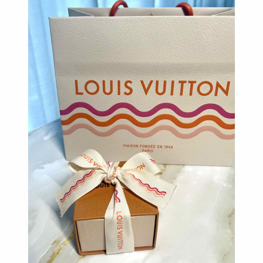 LOUIS VUITTON - 【新品未使用】LV ルイヴィトン ネックレス LOUIS VUITTON - 【新品未使用】LV ルイヴィトン ネックレス