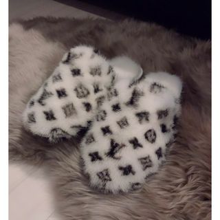 LOUIS VUITTON(スリッパ/ルームシューズ)のフリマアイテム一覧 LOUIS VUITTON(スリッパ/ルームシューズ)のフリマアイテム一覧