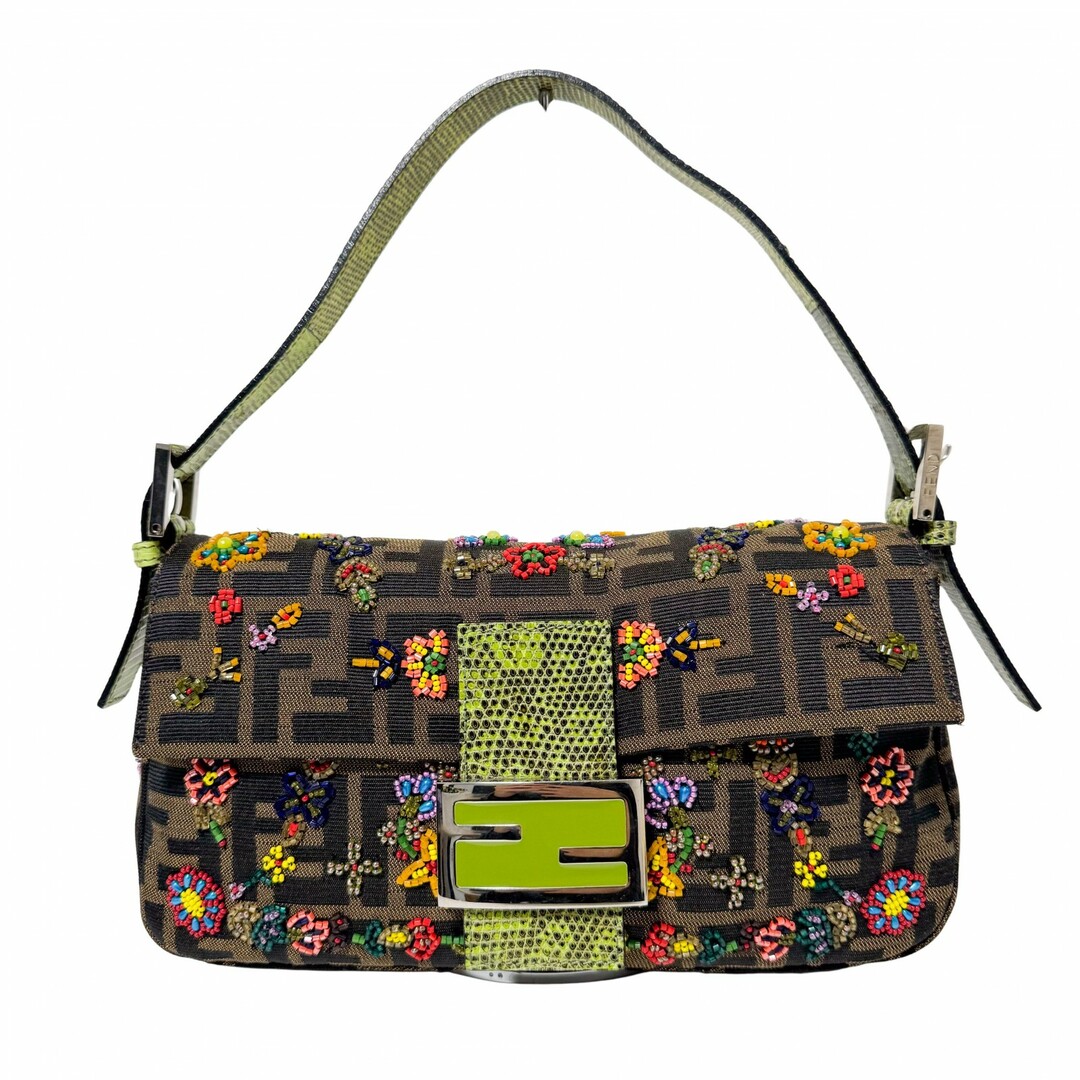 FENDI - 【FENDI / フェンディ】ズッカ バゲット マンマバケット ビーズ ショルダーバッグ