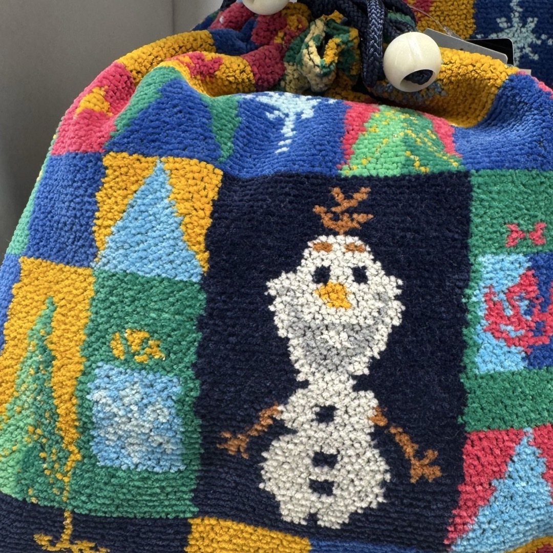 新品未開封】フェイラー オラフ アナ雪 マルチケース シャープ 新品未開封】フェイラー オラフ アナ雪 マルチケース シャープ