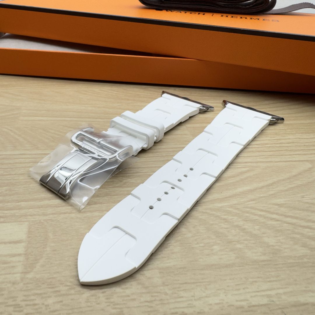 Apple - 2134 Apple Watch エルメス キリム ホワイト 白 HERMES Apple - 2134 Apple Watch エルメス キリム ホワイト 白 HERMES