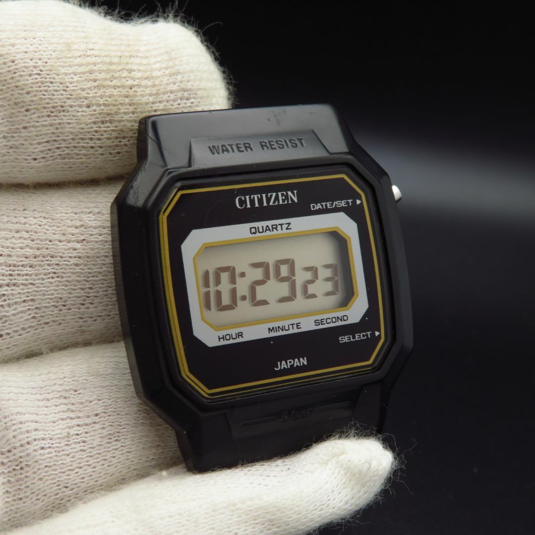 CITIZEN - CITIZEN デジタル腕時計 ブラック シンプルデザイン CITIZEN - CITIZEN デジタル腕時計 ブラック シンプルデザイン