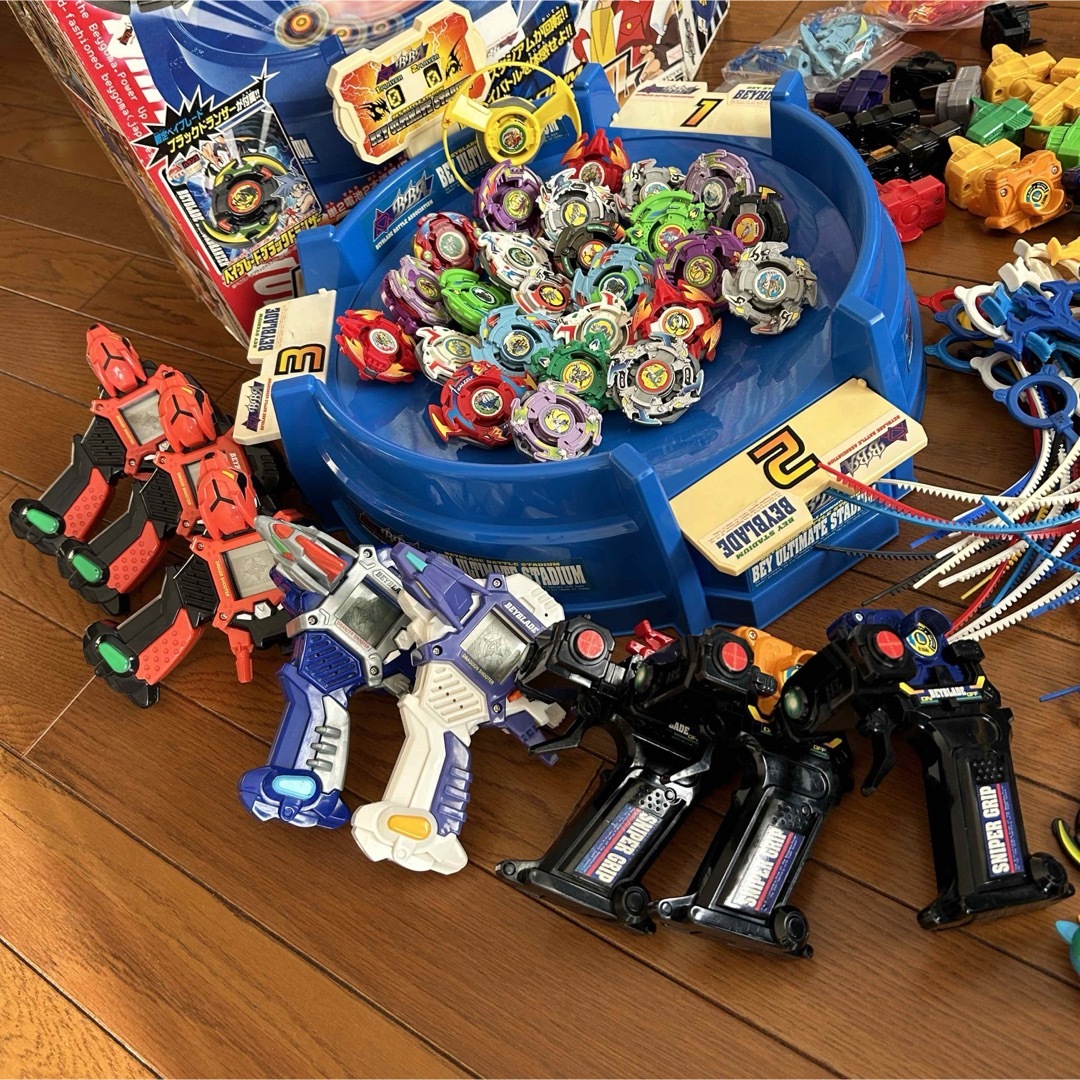 希少】【レア品】爆転シュートベイブレード スタジアム(箱付き 希少】【レア品】爆転シュートベイブレード スタジアム(箱付き