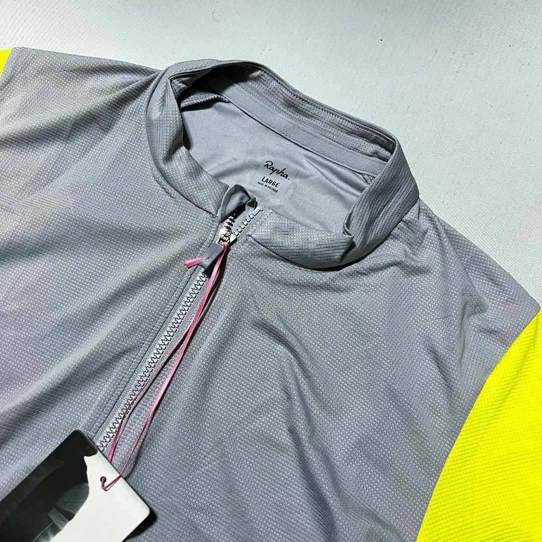 新品 Rapha メンズ プロチーム トレーニング ジャージ シルバー 新品 Rapha メンズ プロチーム トレーニング ジャージ シルバー