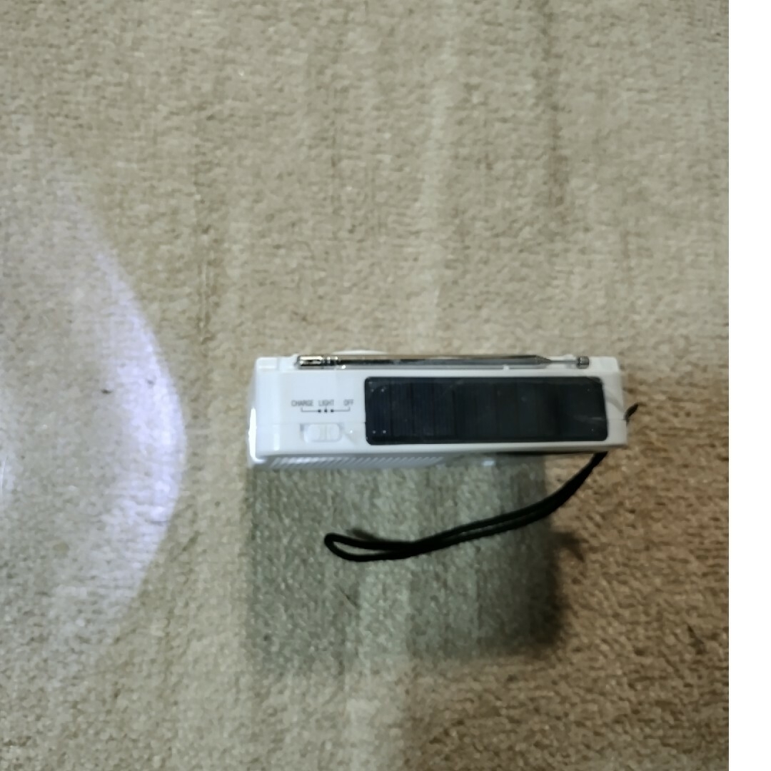 ZENITH(ゼニス)のダイナモエマージェンシーライト DEL-50X インテリア/住まい/日用品の日用品/生活雑貨/旅行(防災関連グッズ)の商品写真