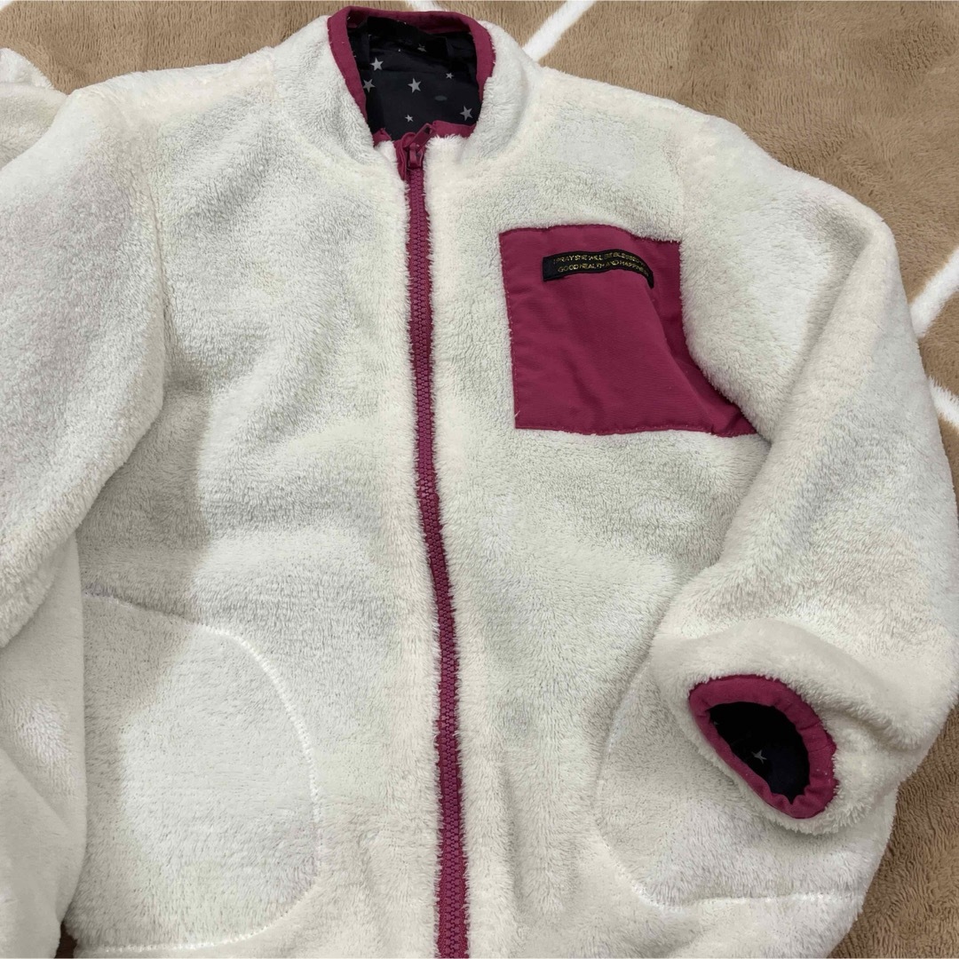 フリースジャケット　キッズ キッズ/ベビー/マタニティのキッズ服女の子用(90cm~)(ジャケット/上着)の商品写真