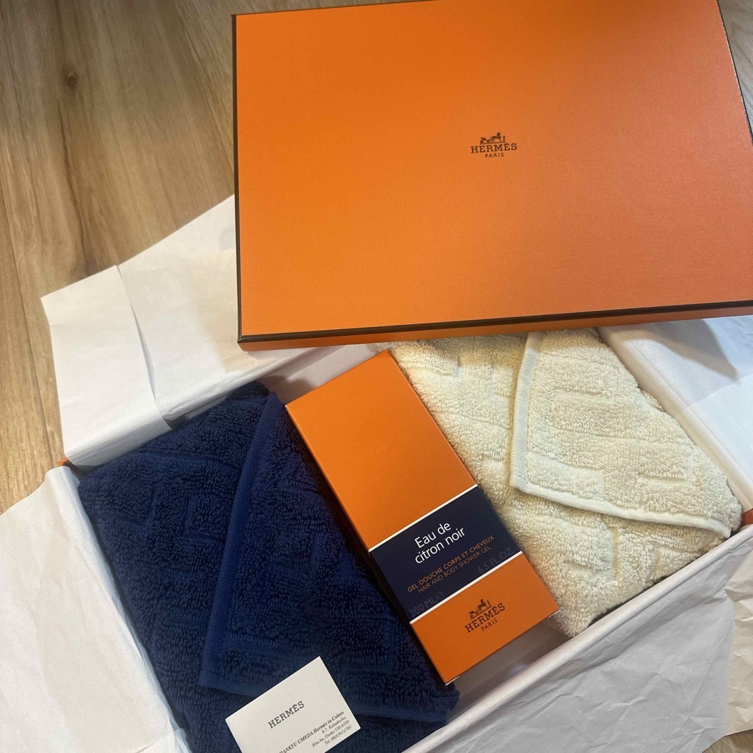 HERMES - エルメス ハンドタオル シャワージェル ギフトセットの HERMES - エルメス ハンドタオル シャワージェル ギフトセットの
