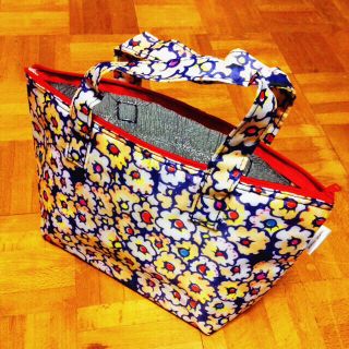 ツモリチサト(TSUMORI CHISATO)のひんや 〜 り 保冷バック(ハンドバッグ)