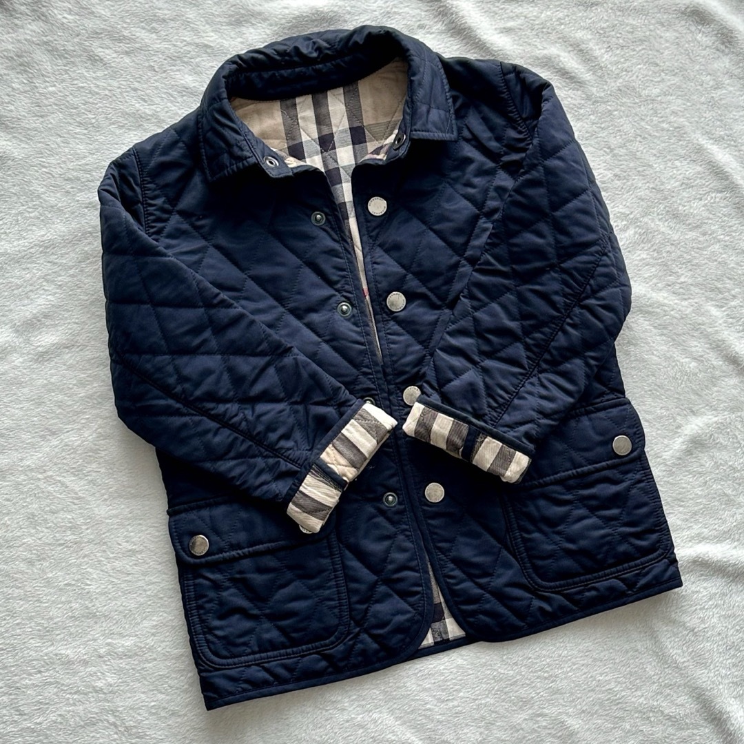 Burberry バーバリー ネイビー キルティング ジャケット 100~125 Burberry バーバリー ネイビー キルティング ジャケット 100~125