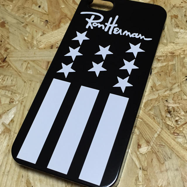 Ron Herman(ロンハーマン)の星条旗柄 iPhoneケース ロンハーマン スマホ/家電/カメラのスマホアクセサリー(iPhoneケース)の商品写真