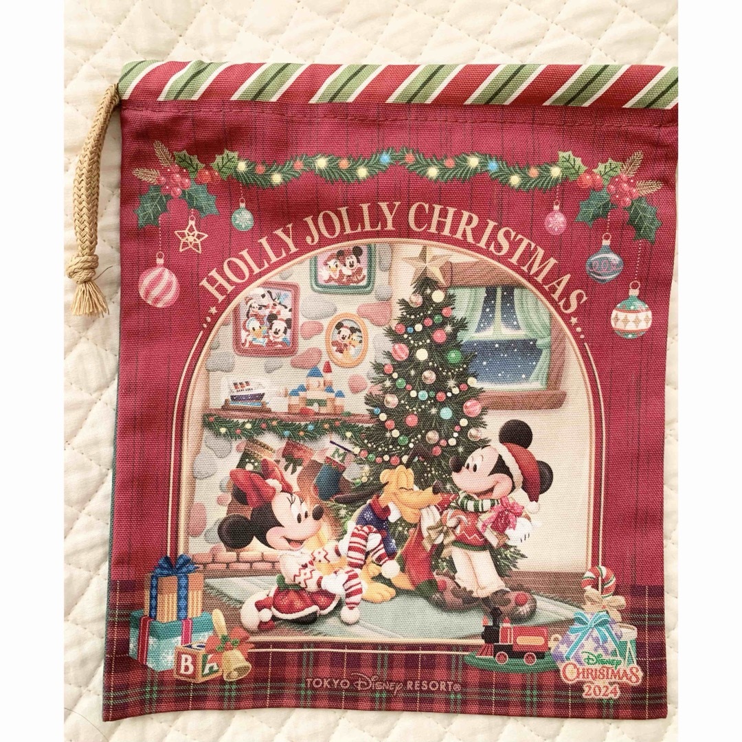 Disney(ディズニー)のディズニー クリスマス 2024 きんちゃく 巾着 エンタメ/ホビーのおもちゃ/ぬいぐるみ(キャラクターグッズ)の商品写真