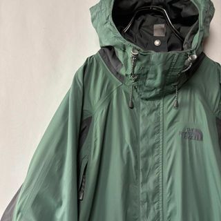 THE NORTH FACE(ナイロンジャケット ・ グリーン・カーキ/緑色 THE NORTH FACE(ナイロンジャケット ・ グリーン・カーキ/緑色