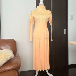 PLEATS PLEASE ISSEY MIYAKE(セット/コーデ)のフリマアイテム一覧 PLEATS PLEASE ISSEY MIYAKE(セット/コーデ)のフリマアイテム一覧