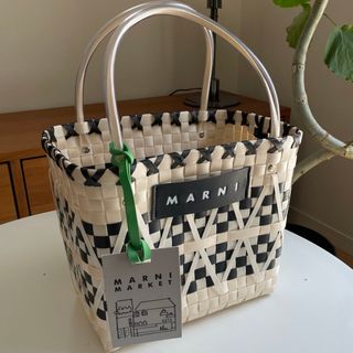 MARNI - 【ほぼ未使用】 マルニ MARNI MARKET かごバッグ MARNI - 【ほぼ未使用】 マルニ MARNI MARKET かごバッグ