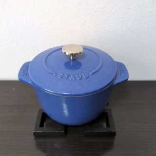 STAUB(ブルー・ネイビー/青色系)のフリマアイテム一覧 STAUB(ブルー・ネイビー/青色系)のフリマアイテム一覧