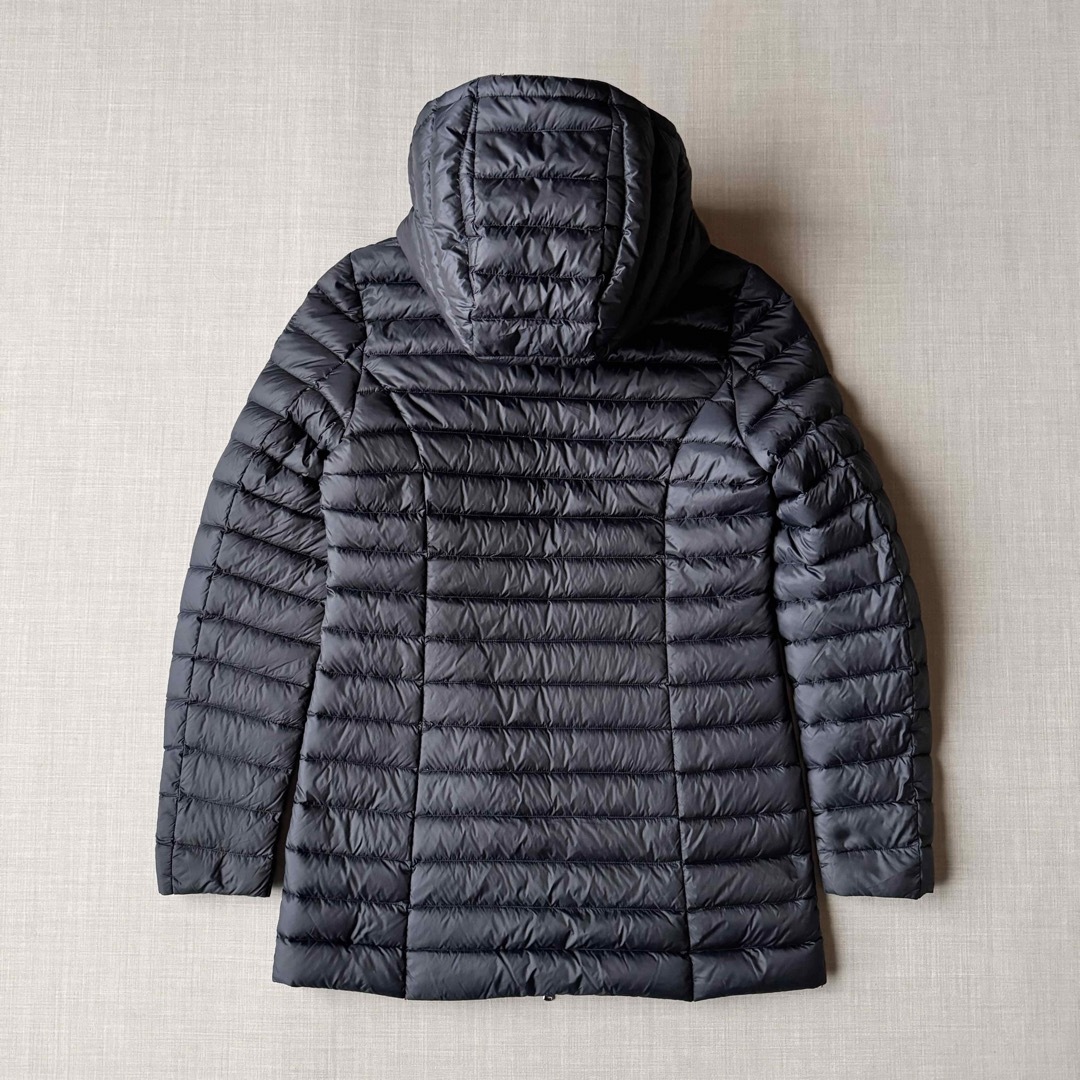 美品 J.O.T.T ジョット ダウンコート NOUR ネイビー フーディ 美品 J.O.T.T ジョット ダウンコート NOUR ネイビー フーディ
