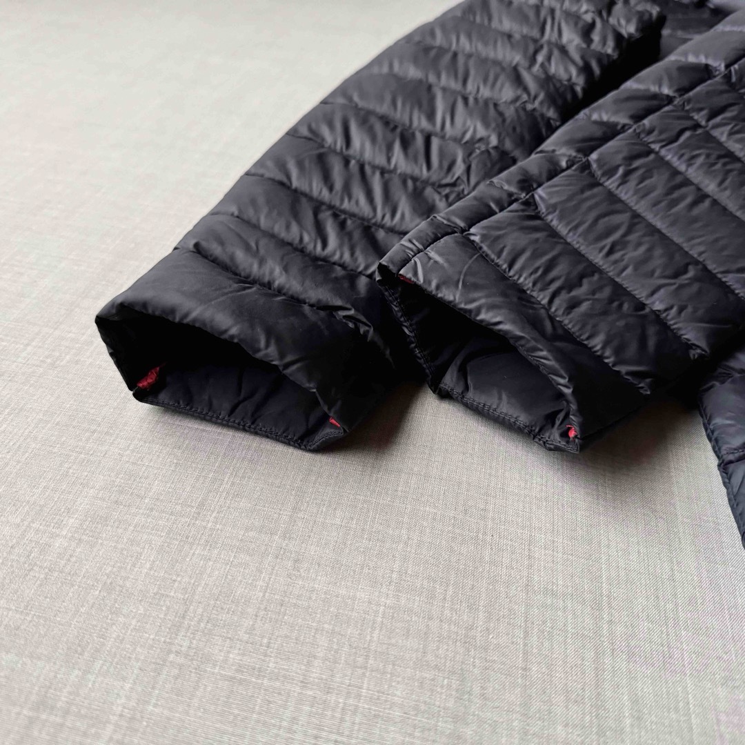 美品 J.O.T.T ジョット ダウンコート NOUR ネイビー フーディ 美品 J.O.T.T ジョット ダウンコート NOUR ネイビー フーディ