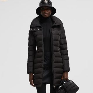 MONCLER(ダウンジャケット)のフリマアイテム一覧 MONCLER(ダウンジャケット)のフリマアイテム一覧