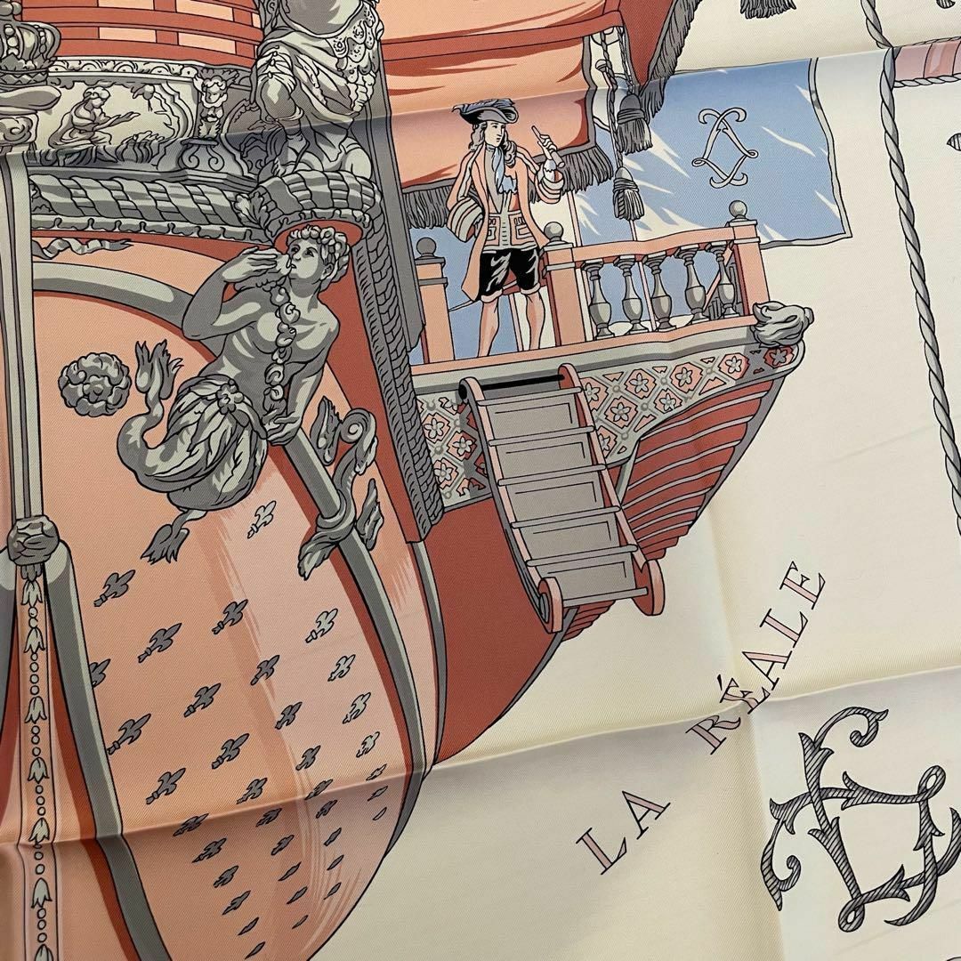未使用品✨HERMES カレ90 スカーフ クイーンの戴冠式 未使用品✨HERMES カレ90 スカーフ クイーンの戴冠式