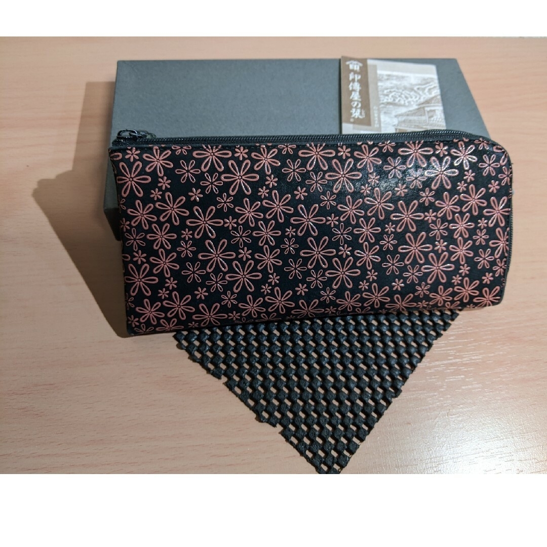 訳あり印傳長財布 レディースのファッション小物(財布)の商品写真
