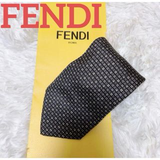 FENDI(ネクタイ ・ ブラック/黒色系)のフリマアイテム一覧 FENDI(ネクタイ ・ ブラック/黒色系)のフリマアイテム一覧