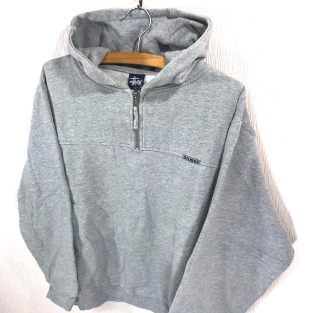 stussy ハーフジップ プルオーバーパーカー ライトグレー
