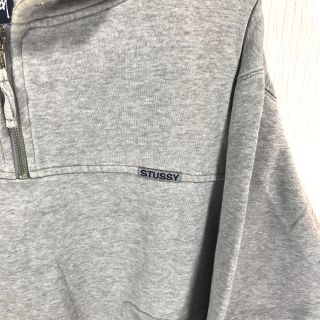 STUSSY - stussy ハーフジップ プルオーバーパーカー ライトグレー