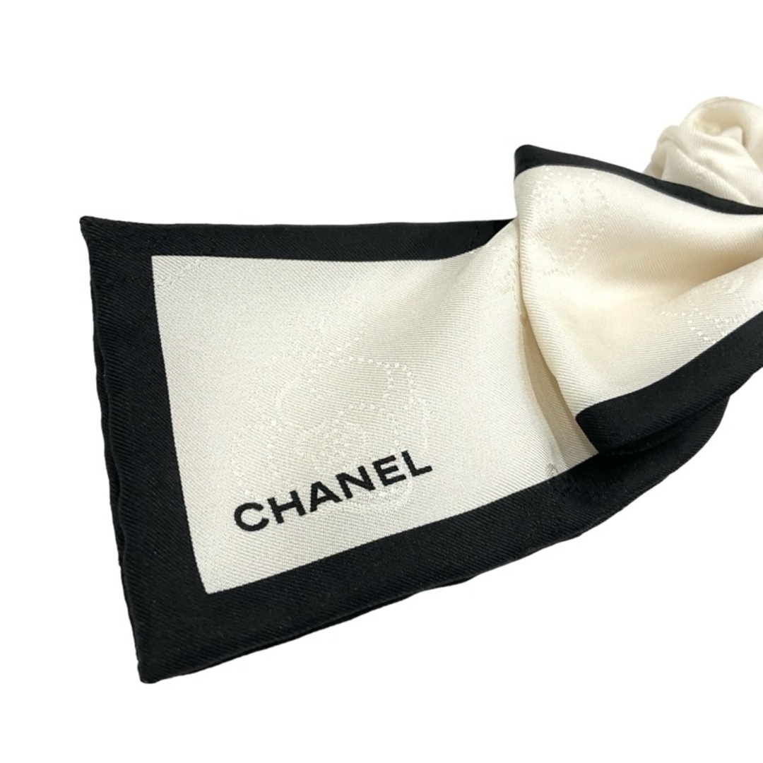 CHANEL - シャネル CHANEL ヘアアクセサリー ホワイト ブラック CHANEL - シャネル CHANEL ヘアアクセサリー ホワイト ブラック