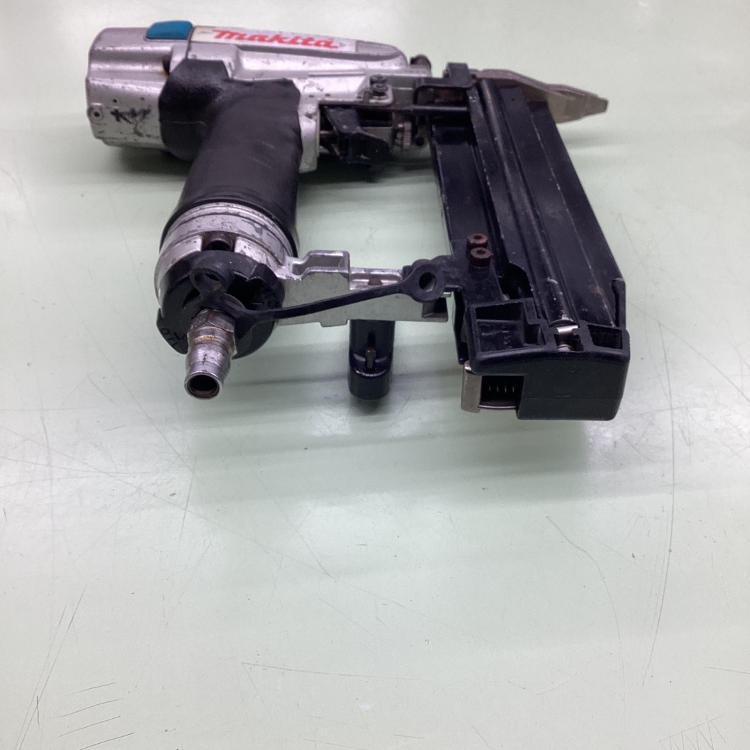 ☆マキタ(makita) 常圧フィニッシュネイラ AF502N【草加店】 ☆マキタ(makita) 常圧フィニッシュネイラ AF502N【草加店】