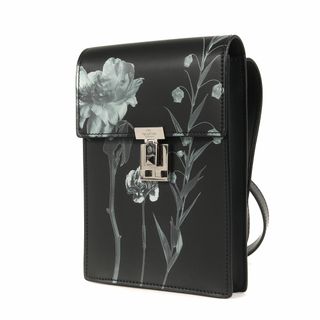 VALENTINO(ショルダーバッグ)のフリマアイテム一覧 VALENTINO(ショルダーバッグ)のフリマアイテム一覧