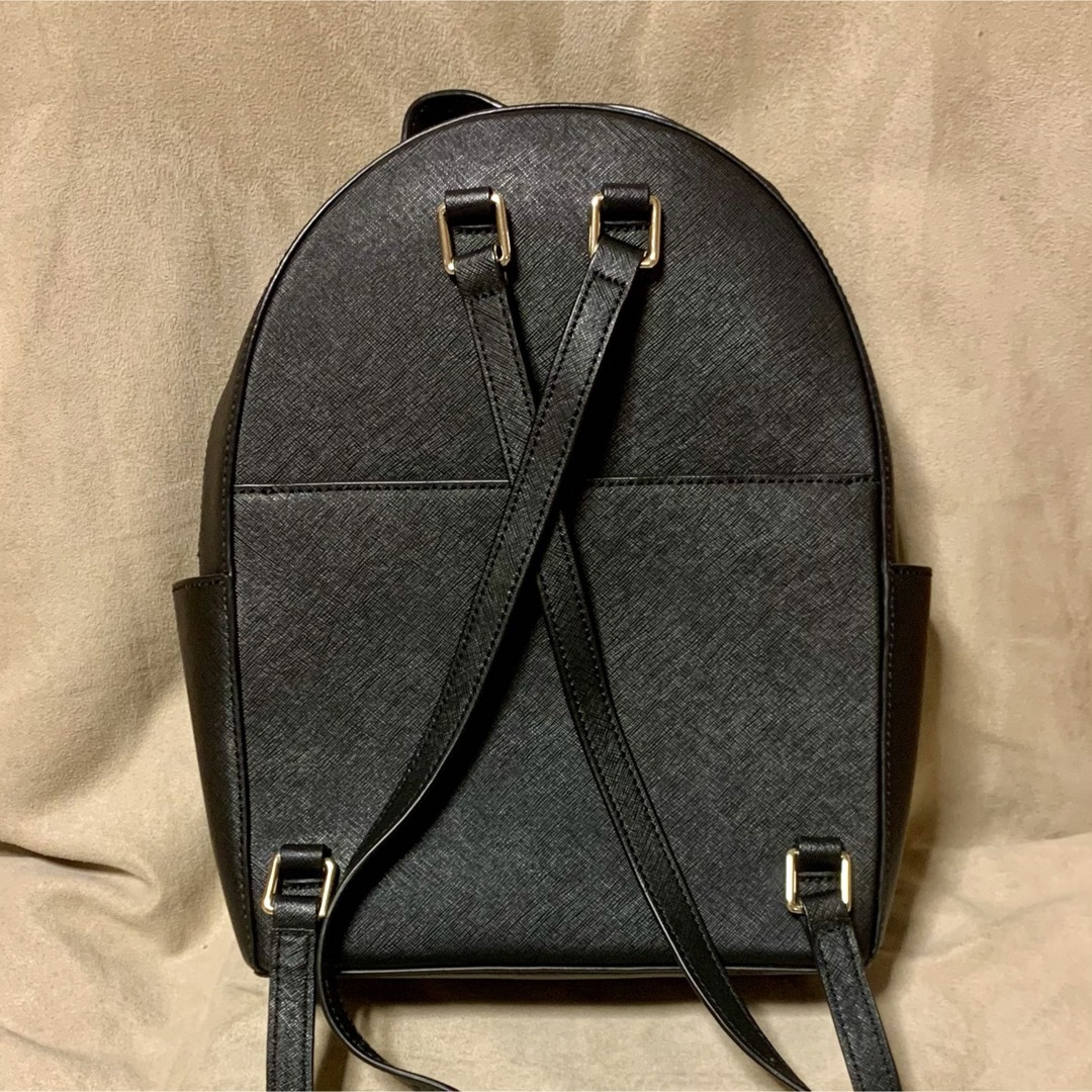 HENRI BENDEL ヘンリベンデル リュック 黒 HENRI BENDEL ヘンリベンデル リュック 黒