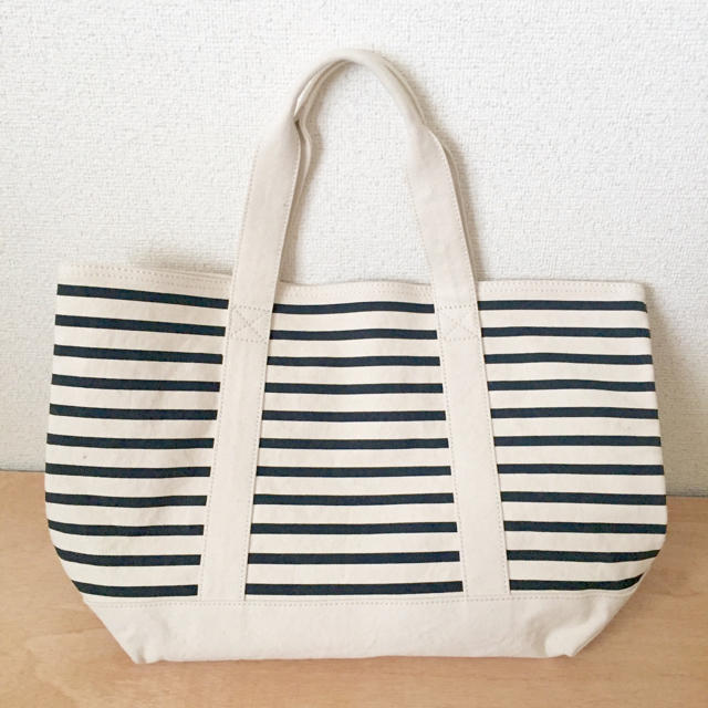 GAP - 新品タグ付き♡ビッグトートの通販 by ももんが|ギャップならラクマ