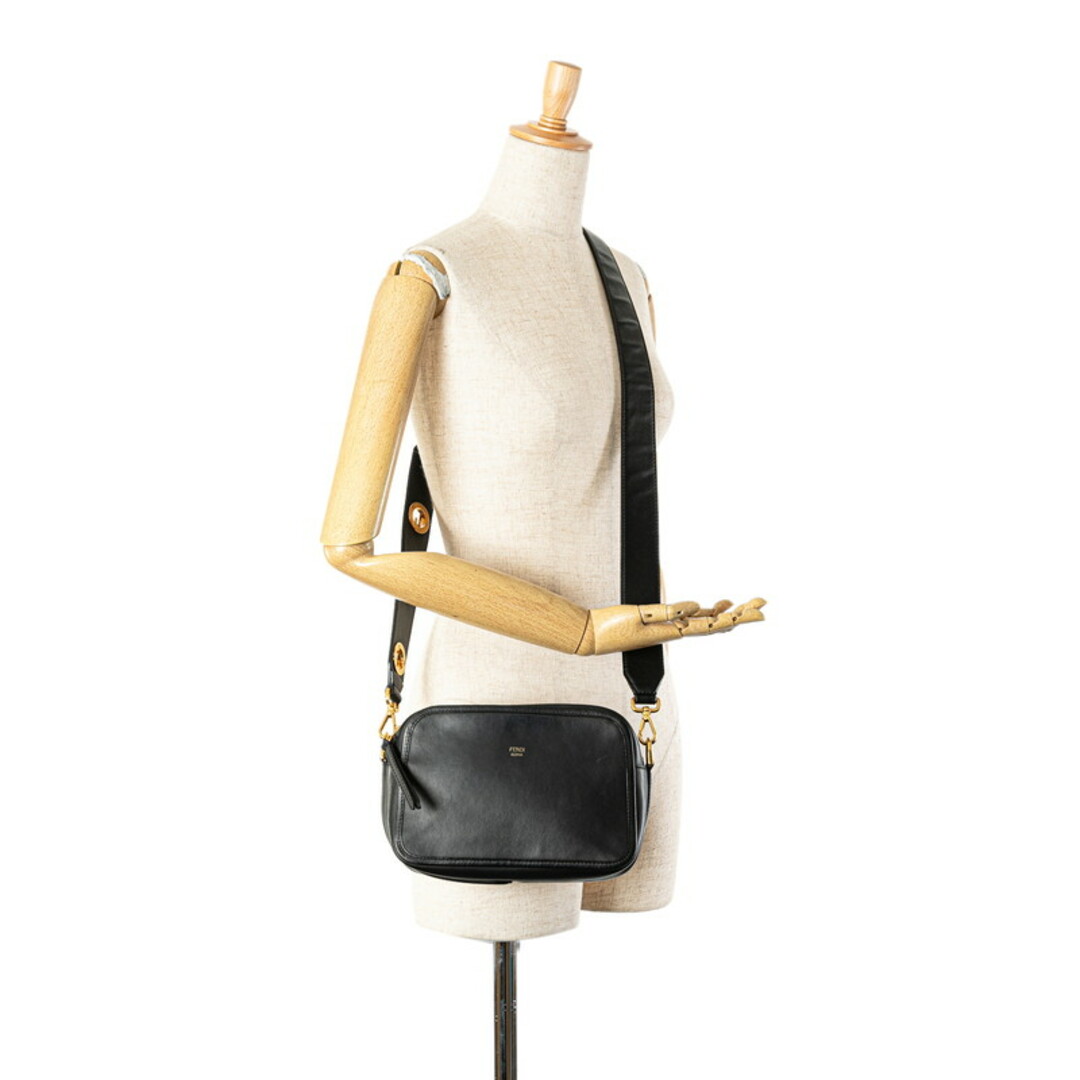 FENDI - フェンディ キャム ショルダーバッグ カメラバッグ FENDI - フェンディ キャム ショルダーバッグ カメラバッグ