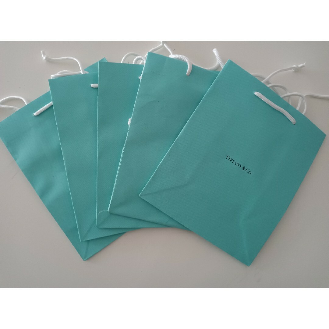 Tiffany & Co.(ティファニー)のTiffanyショッパー5枚セット レディースのバッグ(ショップ袋)の商品写真