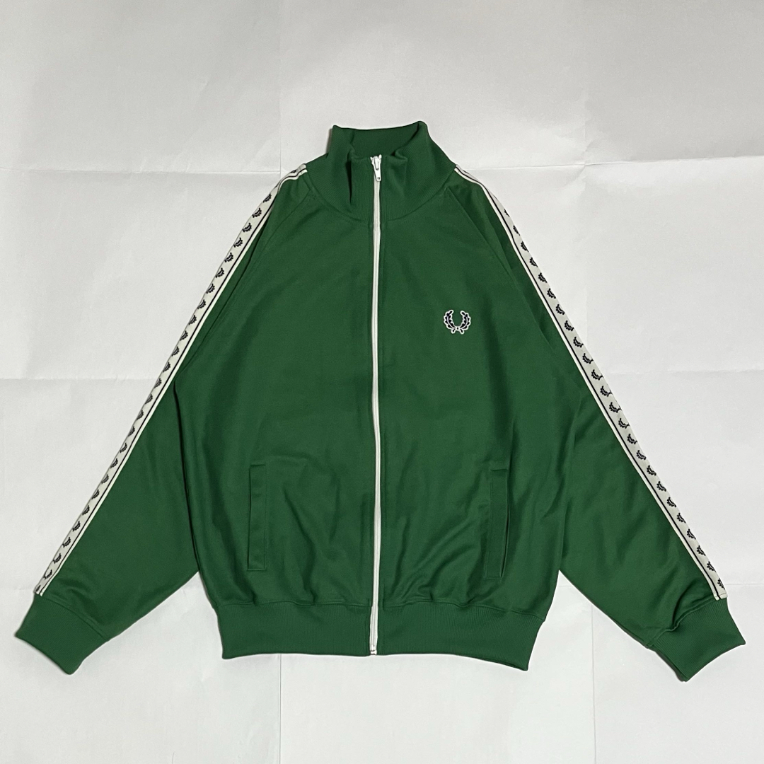 FRED PERRY - 【希少】FRED PERRY フレッドペリー トラック FRED PERRY - 【希少】FRED PERRY フレッドペリー トラック