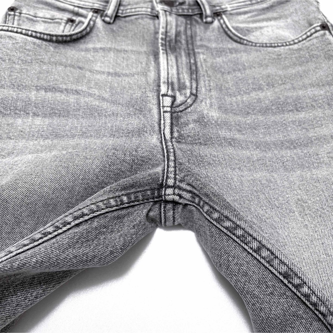 Acne Studios(アクネストゥディオズ)のアクネストゥディオズ melk stone grey スリムフィットジーンズ レディースのパンツ(デニム/ジーンズ)の商品写真