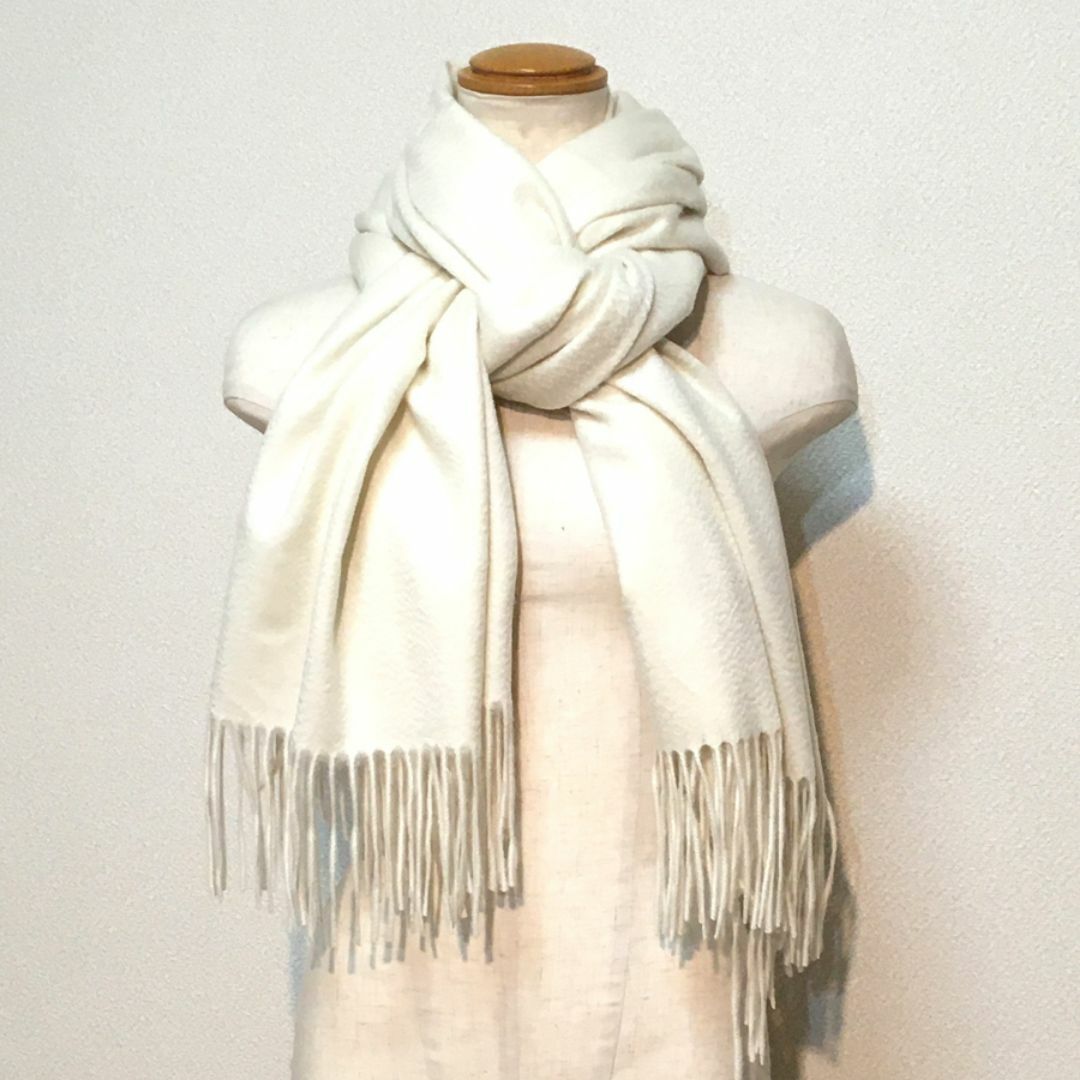 値下中 超大判 無染色100% カシミヤストール70×200cm WT 新品 値下中 超大判 無染色100% カシミヤストール70×200cm WT 新品