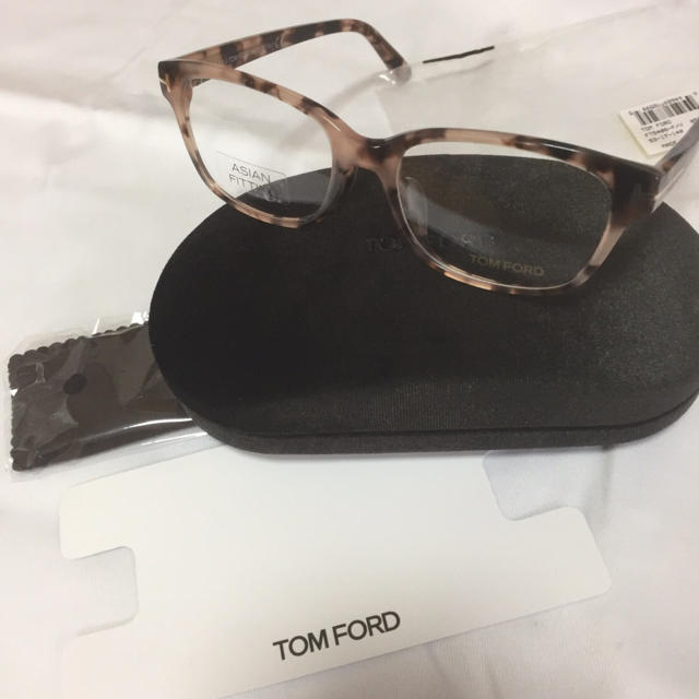 TOM FORD(トムフォード)の即購入◯ トムフォード メガネ レディースのファッション小物(サングラス/メガネ)の商品写真