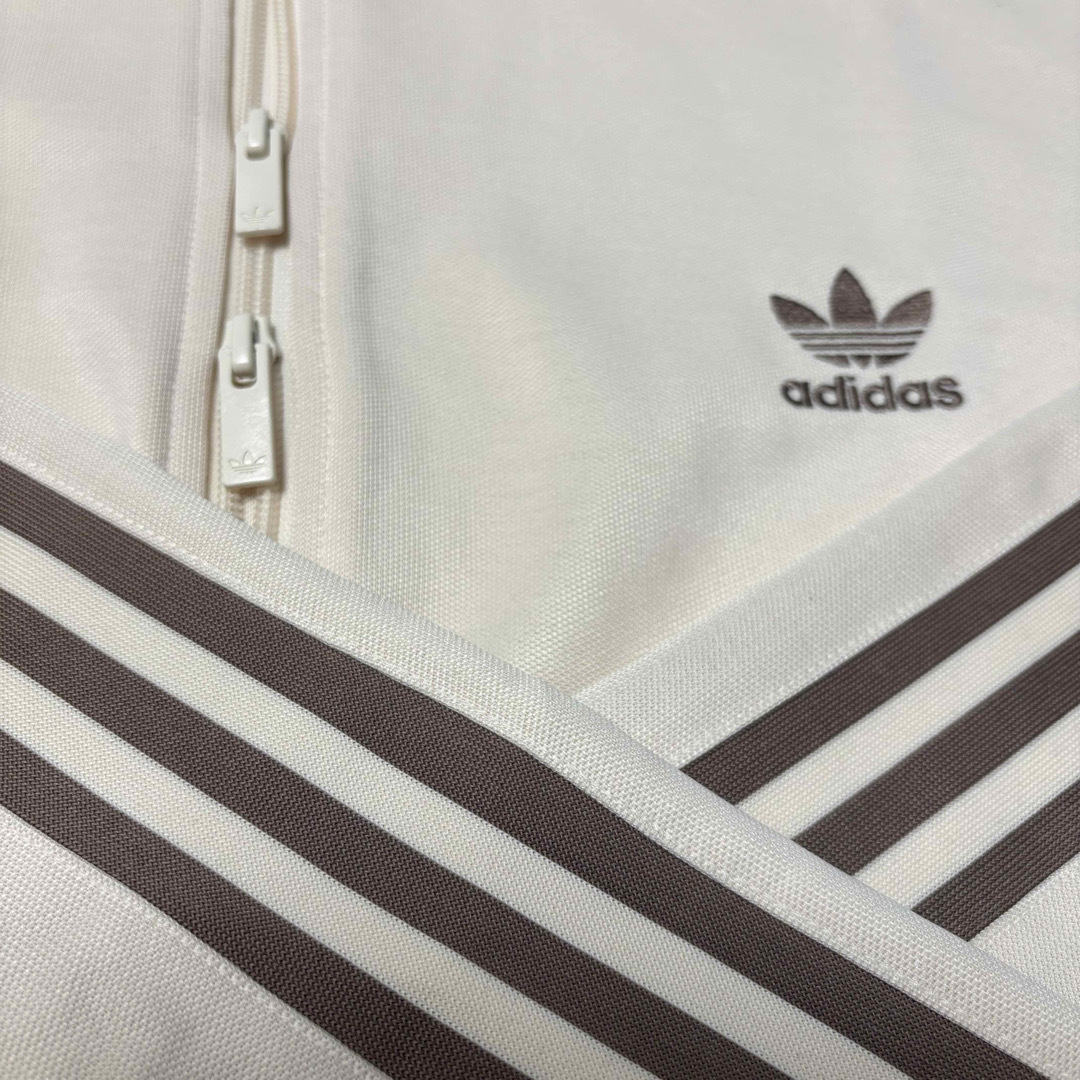 adidas Originals - 新品M⭐️adidasトラックジャケット 刺繍 adidas Originals - 新品M⭐️adidasトラックジャケット 刺繍