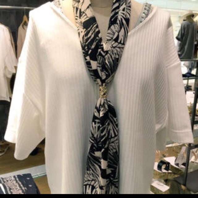 JEANASIS(ジーナシス)のジーナシス マルチスカーフリング レディースのファッション小物(バンダナ/スカーフ)の商品写真