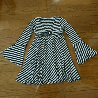 レイラローズ(Layla Rose)の美品☆レイラローズ☆ボーダーワンピ  授乳服としても♪(ひざ丈ワンピース)