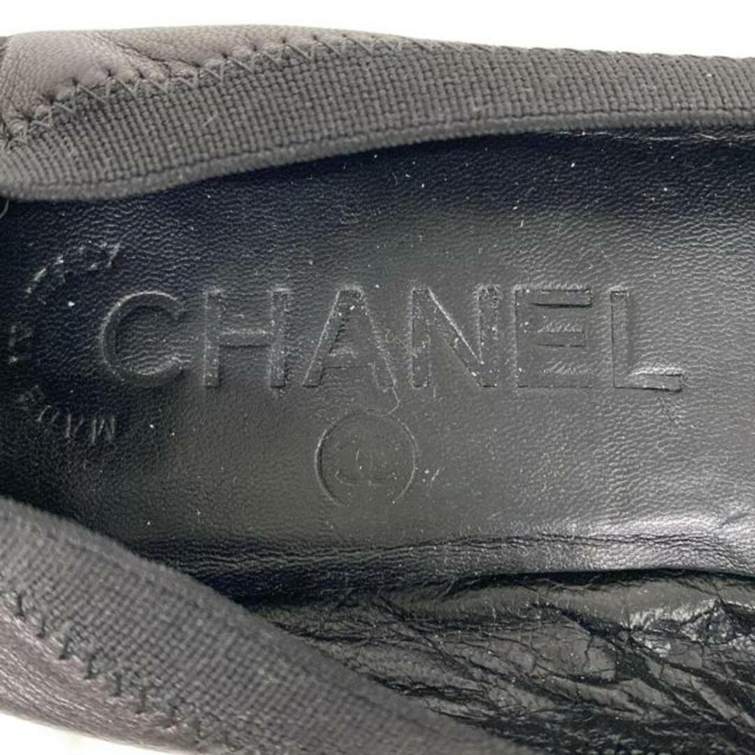 CHANEL(シャネル) パンプス 37C レディース - 黒 レザー、ラムスキン CHANEL(シャネル) パンプス 37C レディース - 黒 レザー、ラムスキン
