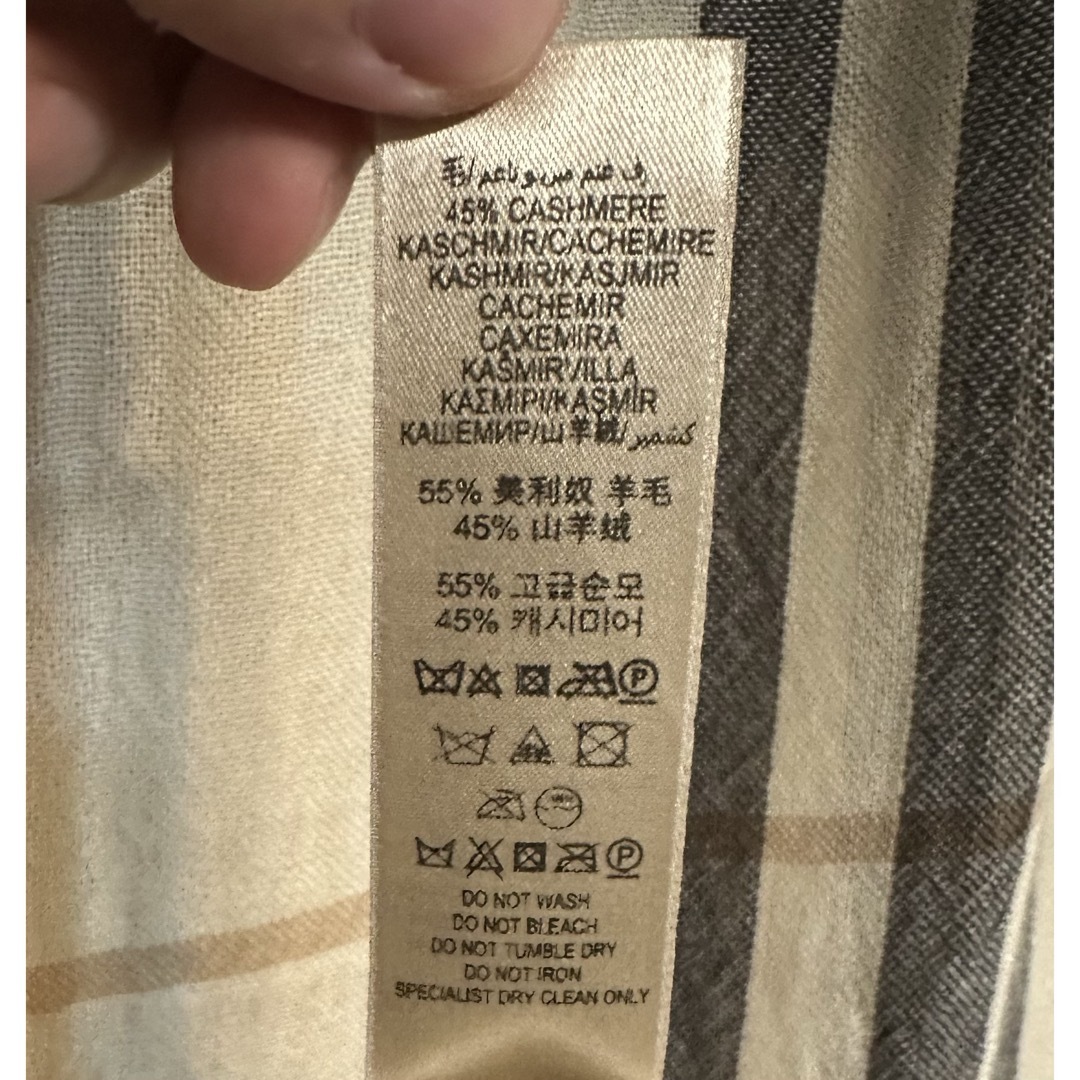 バーバリー ホワイトノバチェック ウールカシミヤ 大判ストール バーバリー ホワイトノバチェック ウールカシミヤ 大判ストール