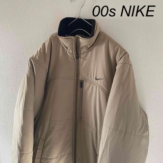 NIKE(ダウンジャケット ・ グリーン・カーキ/緑色系)のフリマ NIKE(ダウンジャケット ・ グリーン・カーキ/緑色系)のフリマ