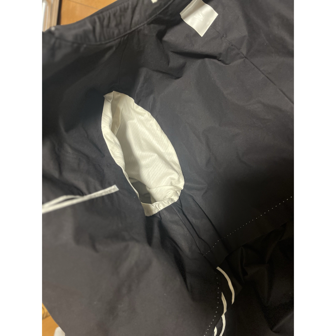 COMOLI - 新品タグ付き 定価20万円 Hum Vent 一枚袖 バルマ COMOLI - 新品タグ付き 定価20万円 Hum Vent 一枚袖 バルマ