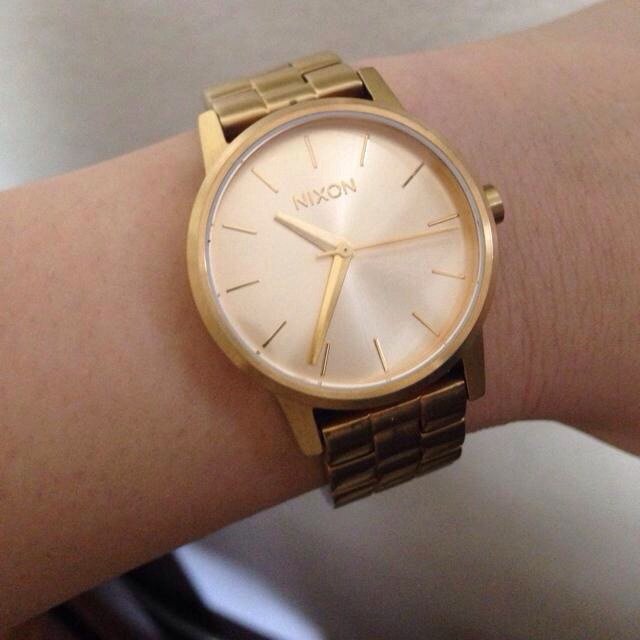 NIXON(ニクソン)のNIXON ゴールド腕時計 レディースのファッション小物(腕時計)の商品写真